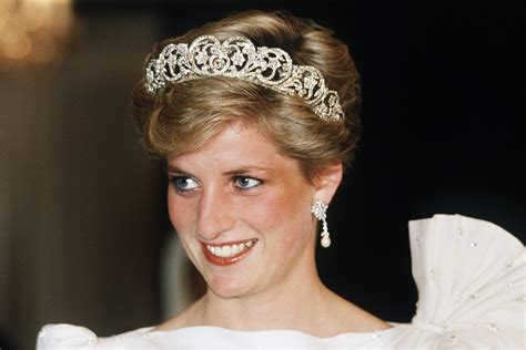 Princess Diana Spencer Tiara + History of Spencer Tiara | Reader's Digest