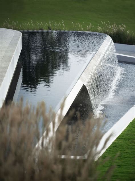 Pin by Дизайнер интерьера on ЯРВИ | Waterscape design, Landscape design, Modern water feature