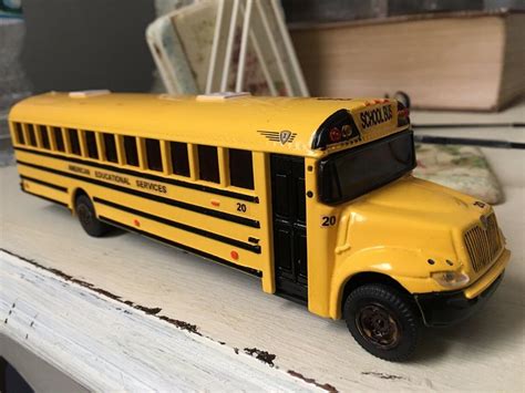 IC Bus CE Series School Bus Diecast Model | #2000273540