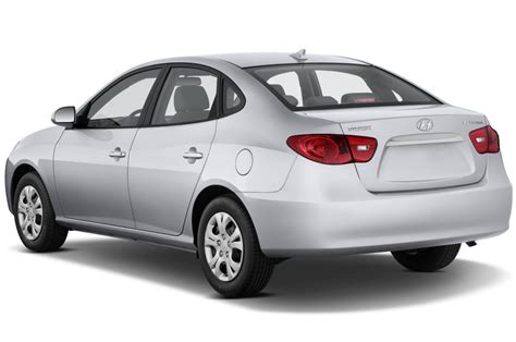 2010 Hyundai Elantra Reviews and Rating | Motor Trend