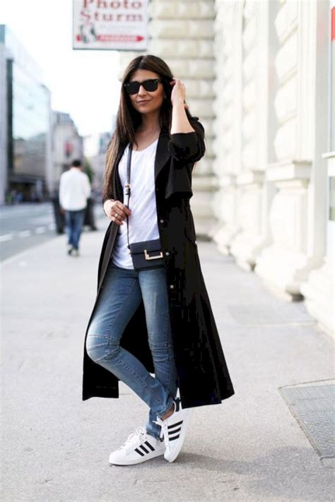 Majestic 25 Incredible Spring Outfits with White Sneakers Ideas https://dsgndcr.com/fashion ...