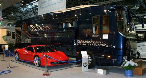 SWNS_SUPERCAR_CARAVAN_051-e1348229240279.jpg (1955×1049) | Car storage, Luxury rv, Recreational ...