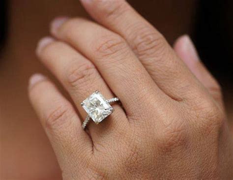 All you need to know about Moissanite engagement rings