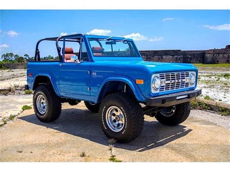 The History of the Ford Bronco | Lamarque Ford Inc