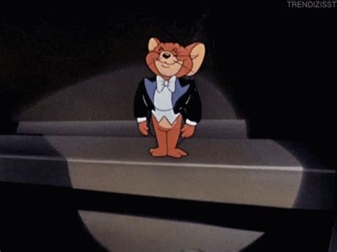 Bowing Thank You GIF - Bowing Thank You Tom And Jerry - Discover & Share GIFs | Really funny ...