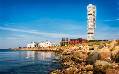 Malmö - Turning Torso Tower | Sweden - Fine Art Photography by Nico Trinkhaus