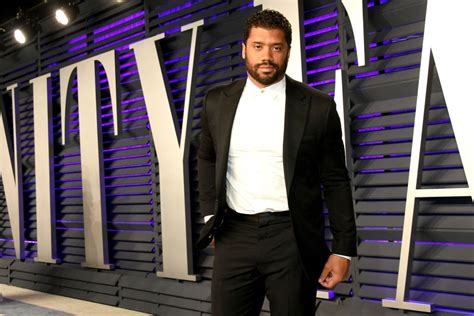 Russell Wilson Net Worth, Bio, Age, Body Measurement, Family and Career