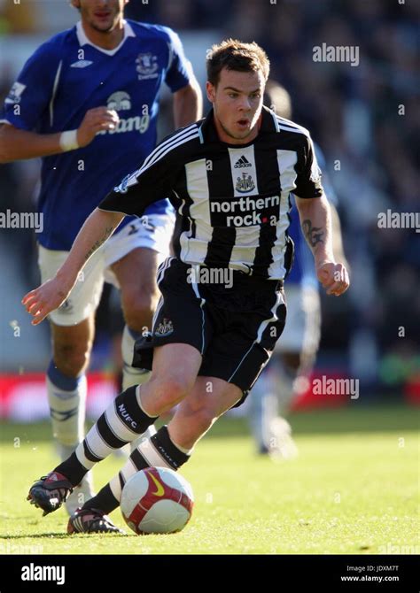 DANNY GUTHRIE NEWCASTLE UNITED FC GOODISON PARK LIVERPOOL ENGLAND 05 October 2008 Stock Photo ...