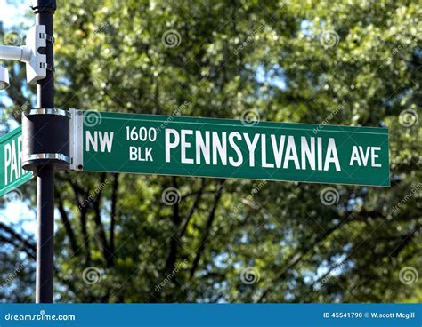 1600 Pennsylvania Avenue. Stock Photo - Image: 45541790