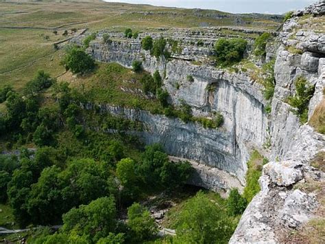 Upland limestone landscapes