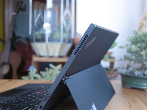 Lenovo ThinkPad X12 Detachable review: Taking on the Surface Pro 7 Plus in the 2-in-1 market ...