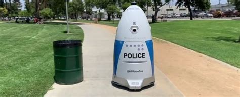 Police Robot on Patrol Completely Ignores Woman Trying to Summon The ...