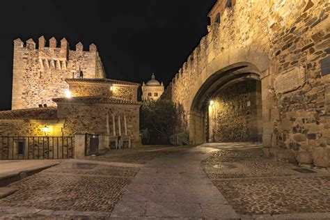 Cáceres, ciudad de historias y leyendas - Goaz