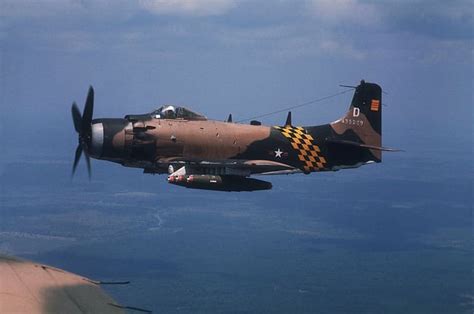 A Douglas A1 Skyraider somewhere in Vietnam, 1972. [1600x1064] : r ...