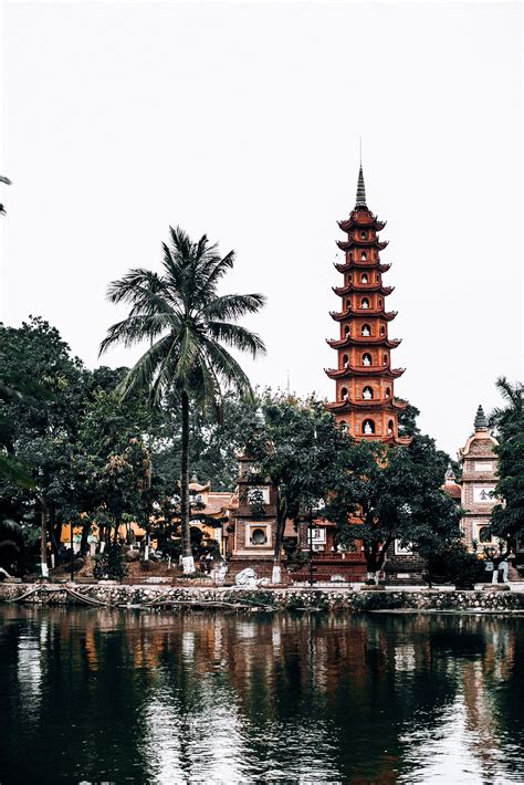 3 temples à voir absolument à Hanoi - | Temple, Lieu de culte, Pagode