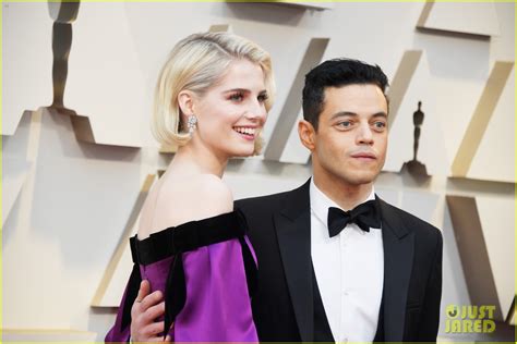 Rami Malek & Girlfriend Lucy Boynton Couple Up on Oscars 2019 Red ...