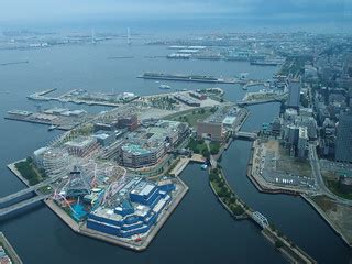 Sky Garden @ Yokohama Landmark Tower | Guilhem Vellut | Flickr