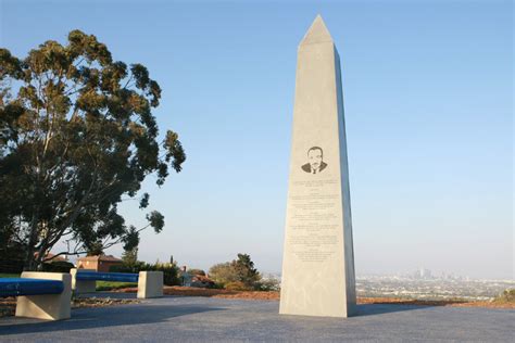 Images Of Martin Luther King Memorial / Nearly 15 years after president ...