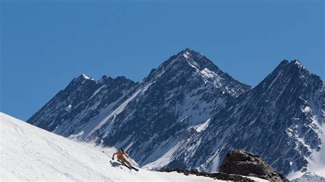 Mountains in Chile: skiing the Andes at the legendary Ski Portillo