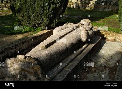 Statue, Carthage Museum, Tunisia Stock Photo - Alamy