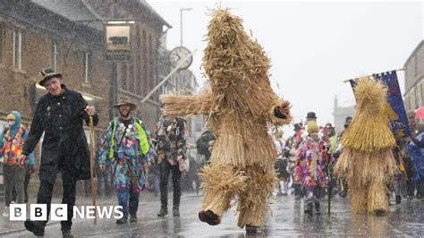 Straw Bear Festival returns to Whittlesey streets after Covid hiatus