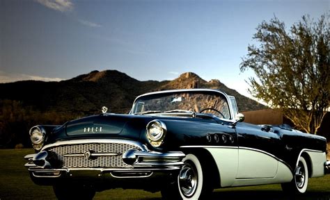 1955 Buick Super Convertible – Mariam Weber