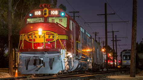 Weekend Train & Trolley Rides | Southern California Railway Museum