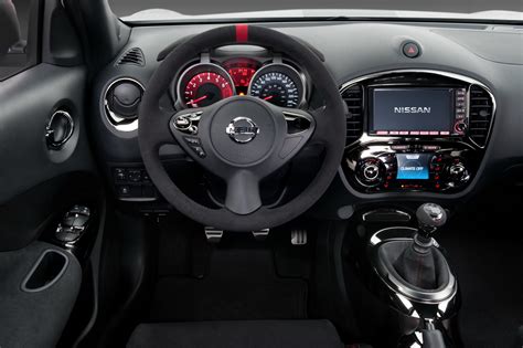 Sports Cars: Nissan juke interior