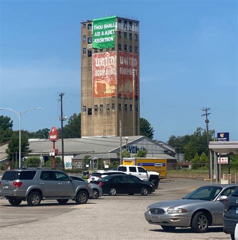 Orange Mound Tower owners say abortion-rights banner was unauthorized - Memphis Local, Sports ...