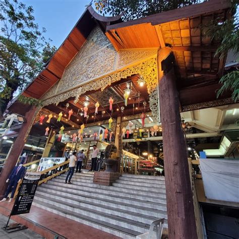 Best 10 things to do in Chiang Mai Night Bazaar