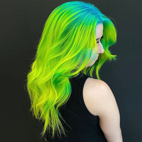 25 Green Hair Color Ideas to Rock in 2023 - The Right Hairstyles ...