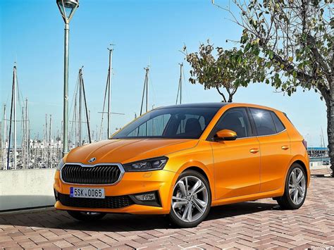 Skoda Fabia 2022 - La nouvelle voiture est plus grande et plus pratique