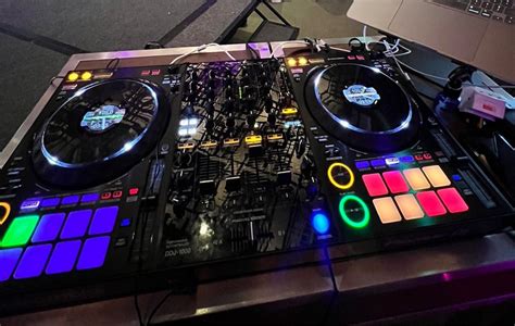 Pioneer DDJ 1000, Hobbies & Toys, Music & Media, Musical Instruments on Carousell