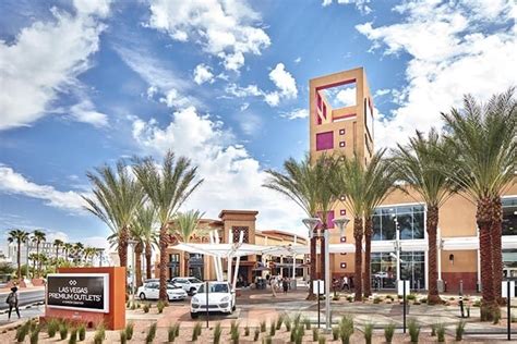 4 Best Outlet Malls in Las Vegas (2023 Updated)