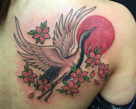 19 stunning crane tattoos and their meanings | Tattoos with meaning, Tattoos, Crane tattoo