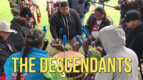 THE DESCENDANTS @ ROSEAU RIVER POW WOW 2019 - YouTube