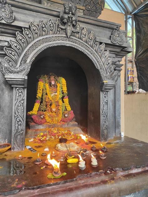 Dwaraka Tirumala Temple: Sacred 11th Century Chinna Tirupati