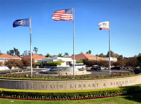 Nixon Library – Explorer Field Trips