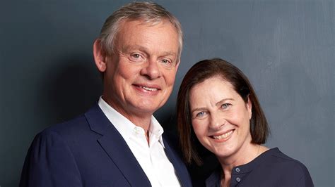 Who is Martin Clunes' famous wife Philipa Braithwaite? Find out ...