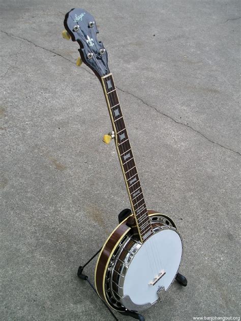 Saga "Masterclone" Banjo - Used Banjo For Sale at BanjoBuyer.com