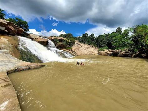 10 Famous Waterfalls in Jharkhand: Best Time to Visit & How to Reach