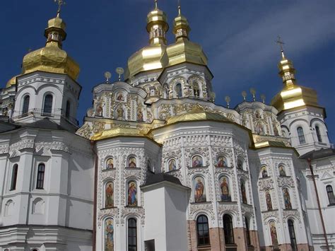 COVID-19 in Ukraine: Religion and Geopolitics in a Pandemic – IPE Club