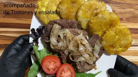 Como hacer Bistec Encebollado (Steak & Onions) acompañado de Tostones y Ensalada facil y ...