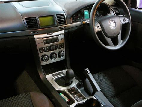 Holden VE Commodore “REPLACEMENT DASH KIT NOW AVAILABLE” – Maroochy Car Sound