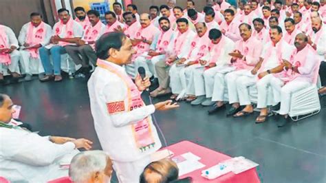 Cong win in K’taka puts BRS on alert, KCR calls party meet | Latest News India - Hindustan Times