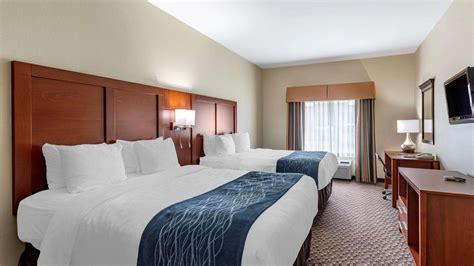 Comfort Inn and Suites Carbondale University Area from $75. Carbondale Hotel Deals & Reviews - KAYAK