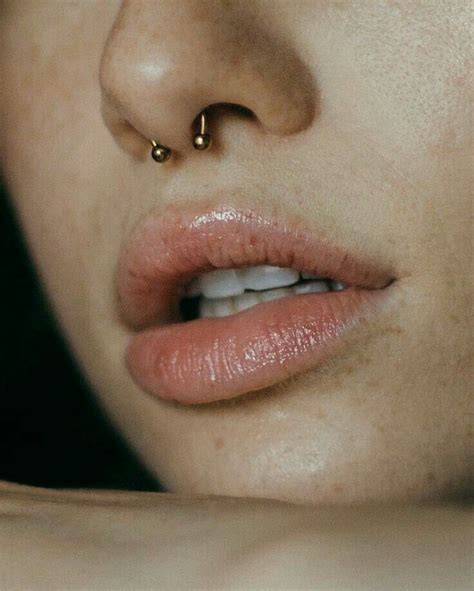 Stylish Septum Piercing Ideas