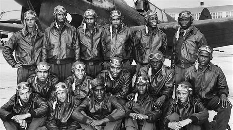 Robin Roberts on Her Dad's Connection to 'Tuskegee Airmen: Legacy of ...