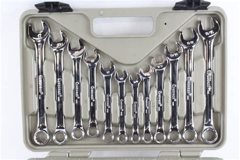 Crescent Tool Kit, 30+ Pieces | Property Room