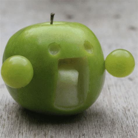 apple face gif | WiffleGif